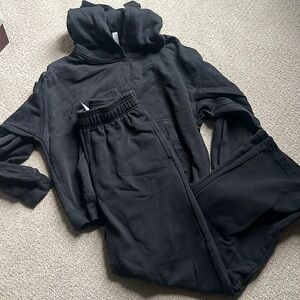 Women's Black Fabletics Sweat Set